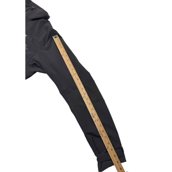 Helly Hansen HH Gray Script Full Zip Pleated Soft Shell Tech Jacket - Picture 14 of 14